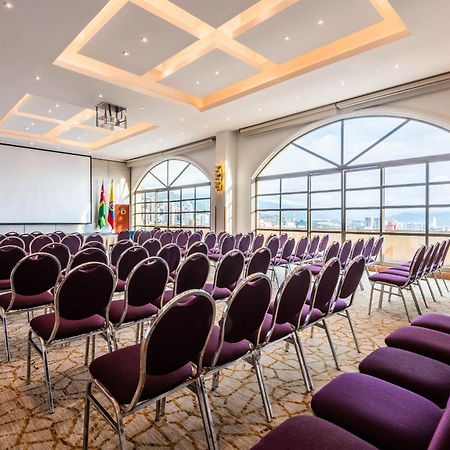 Hotel Dann Carlton Μπουκαραμάνγκα Εξωτερικό φωτογραφία Meeting room