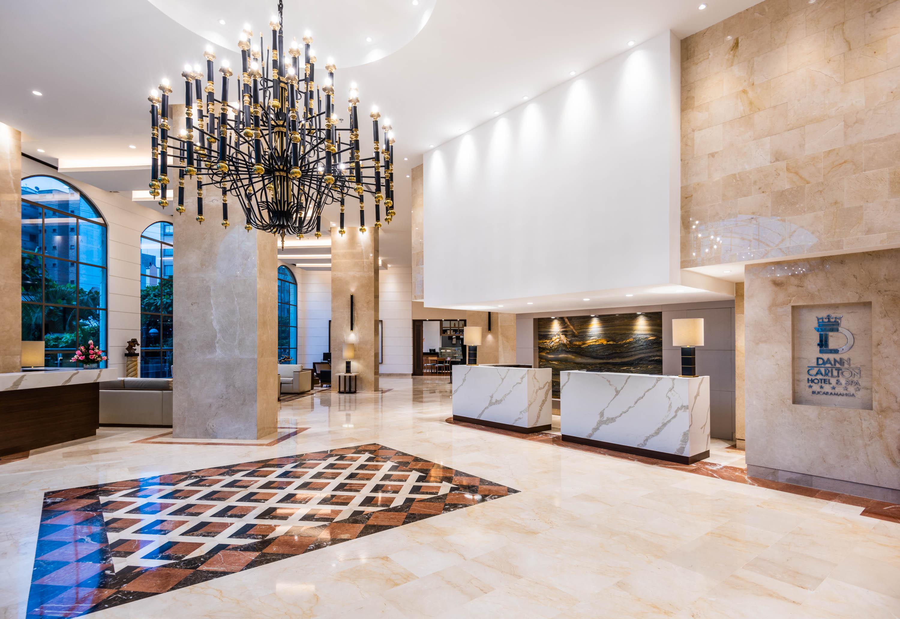 Hotel Dann Carlton Μπουκαραμάνγκα Εξωτερικό φωτογραφία Lobby