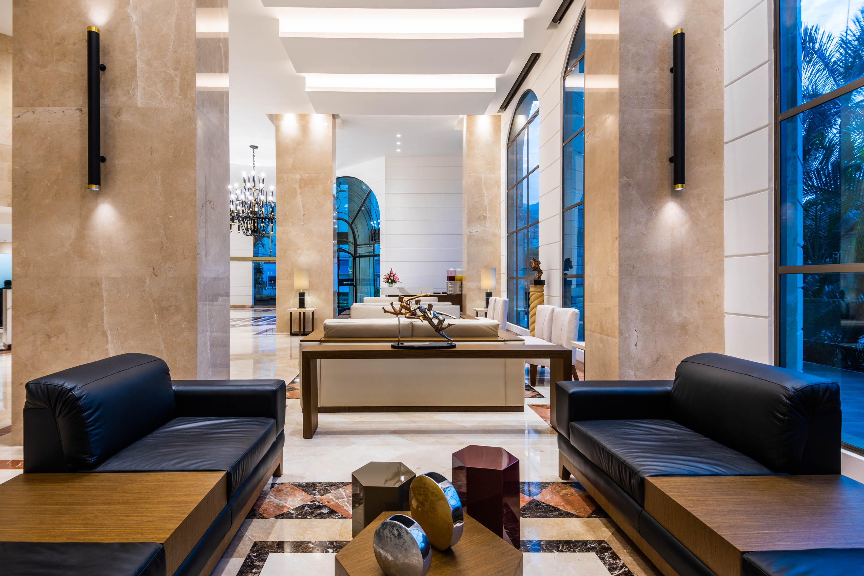 Hotel Dann Carlton Μπουκαραμάνγκα Εξωτερικό φωτογραφία Lobby