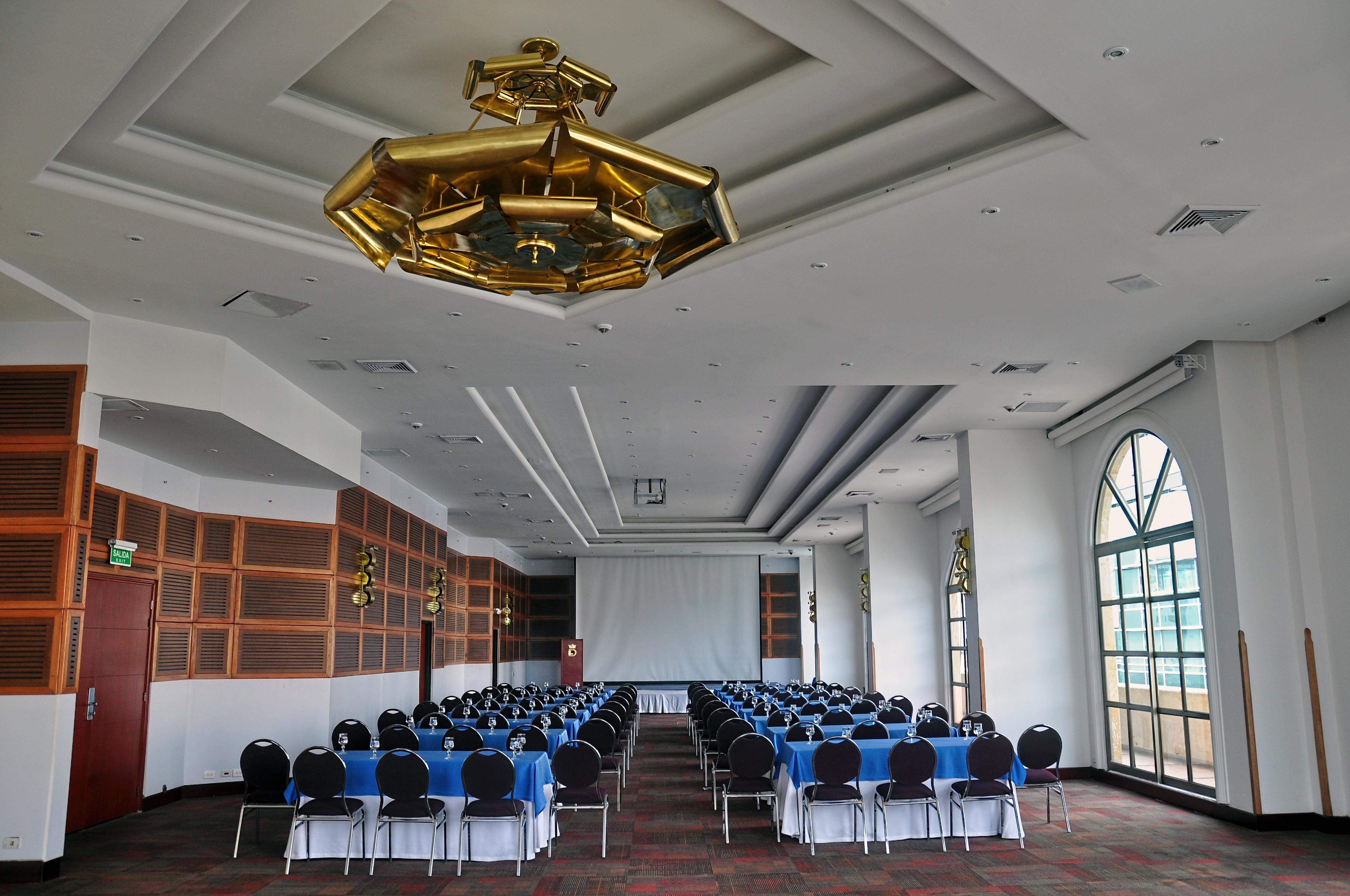 Hotel Dann Carlton Μπουκαραμάνγκα Εξωτερικό φωτογραφία The 10th floor of the hotel