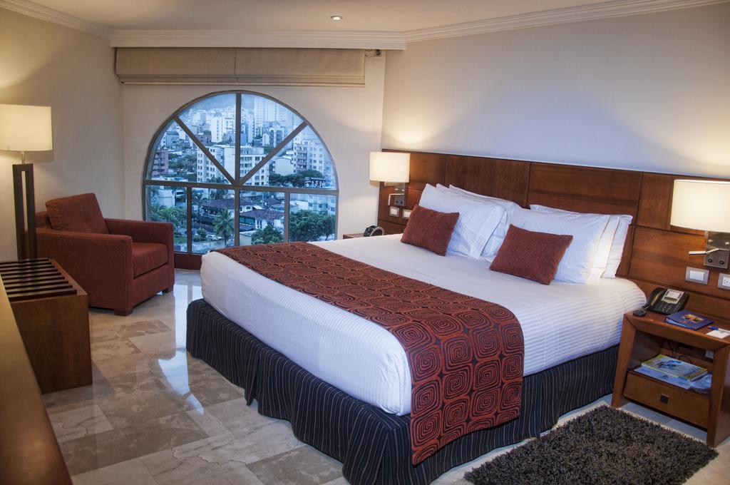 Hotel Dann Carlton Μπουκαραμάνγκα Εξωτερικό φωτογραφία A bedroom at the hotel