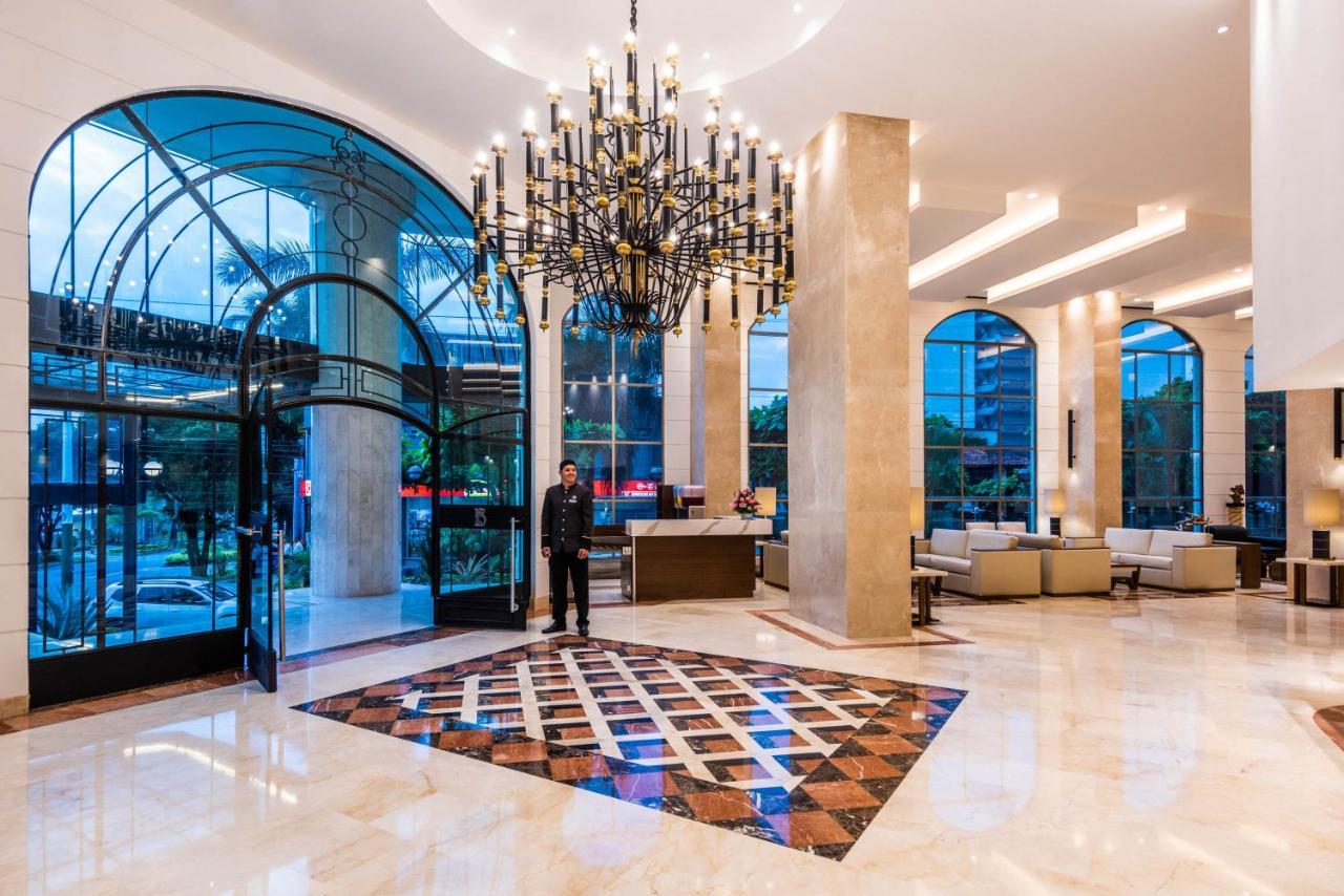 Hotel Dann Carlton Μπουκαραμάνγκα Εξωτερικό φωτογραφία Lobby